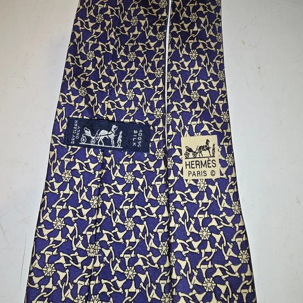 Hermes Tie in Deep Purple and Cream Design
